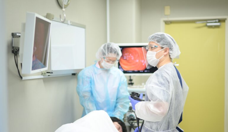 経験豊富で確かな技術がある医師による胃カメラ（胃内視鏡検査）で安心